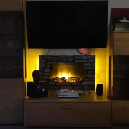 Direkt Im Stadt-zentrum, Beim Metzger Einchecken! アパート Mülheim-Kärlich