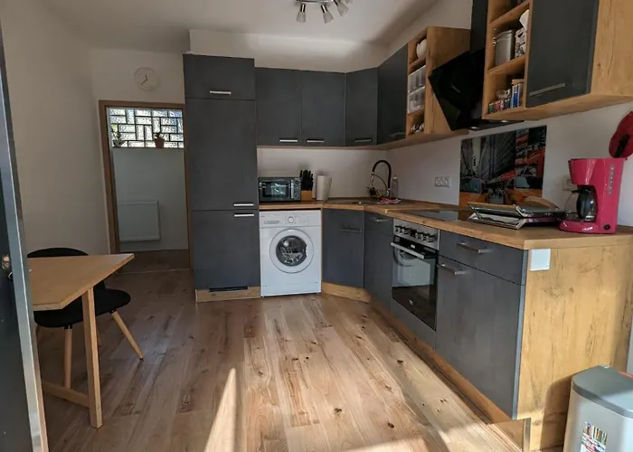 Direkt Im Stadt-zentrum, Beim Metzger Einchecken! Daire *