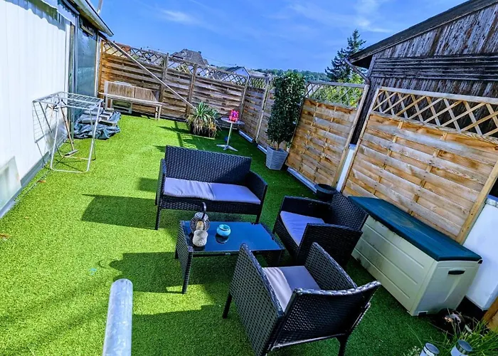 Direkt Im Stadt-zentrum, Beim Metzger Einchecken!